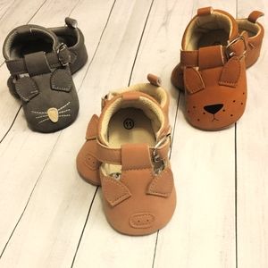 Baby Shoes. T Bar Shoes for newborns.Unisex.